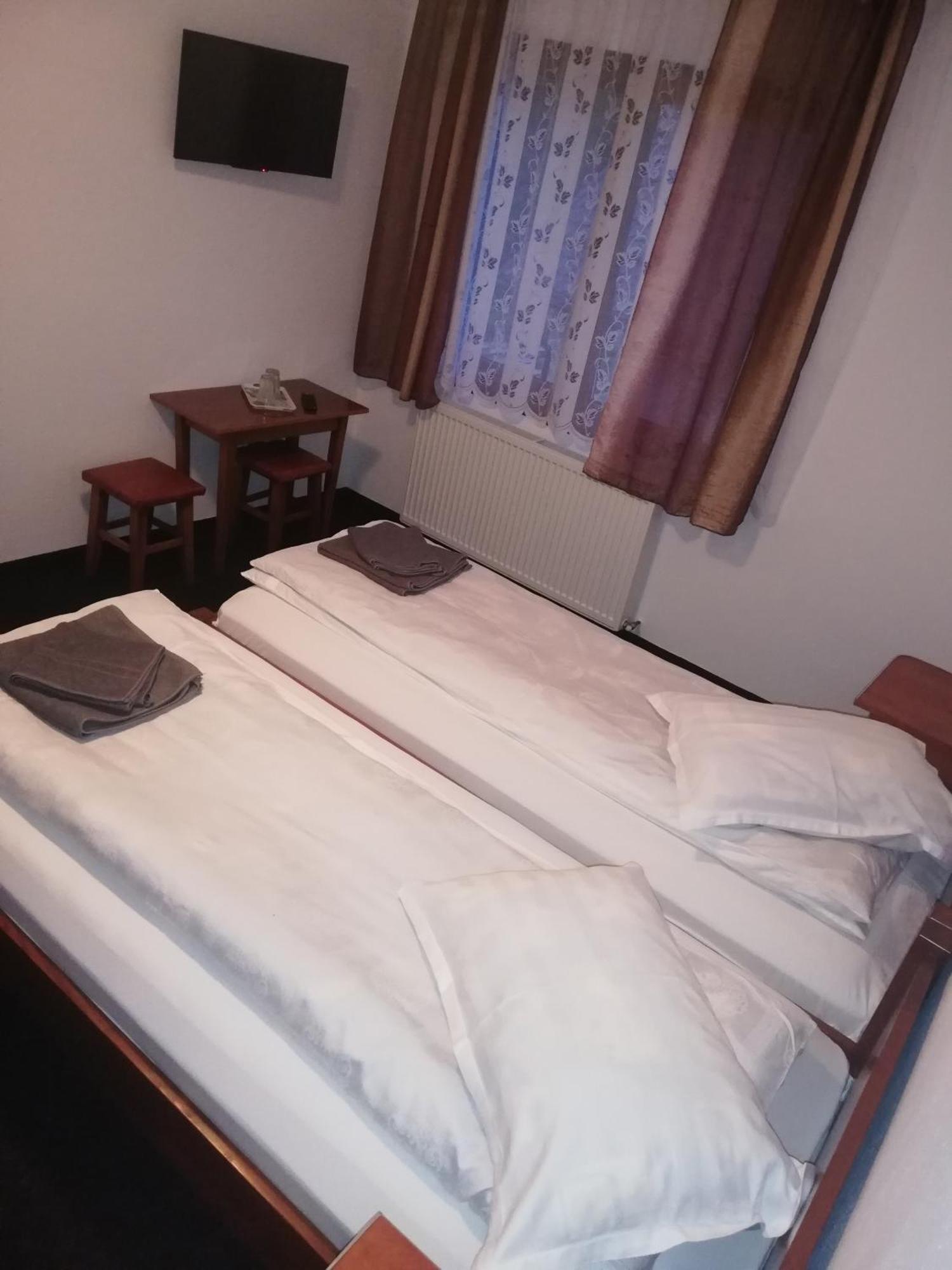 Hotel Cabana Cascada Cailor Borşa Pokoj fotografie